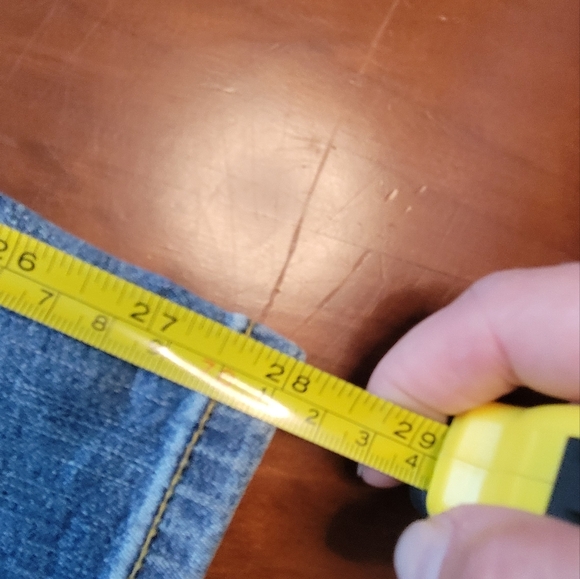 Kenneth Cole stretch destroyed jeans size 28 - Picture 5 of 6